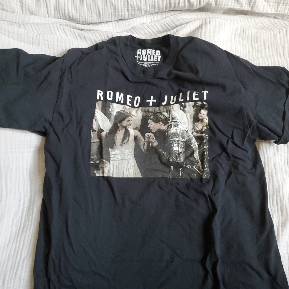 romeo and juliet tshirt topshop